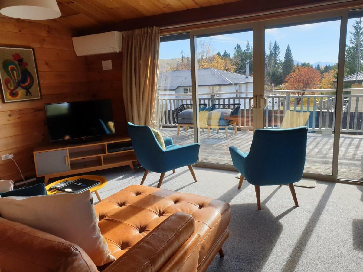 Bills Bach Villa Lake Tekapo Exterior photo